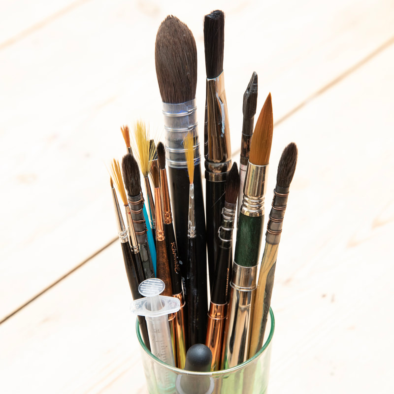 A selection of the brushes